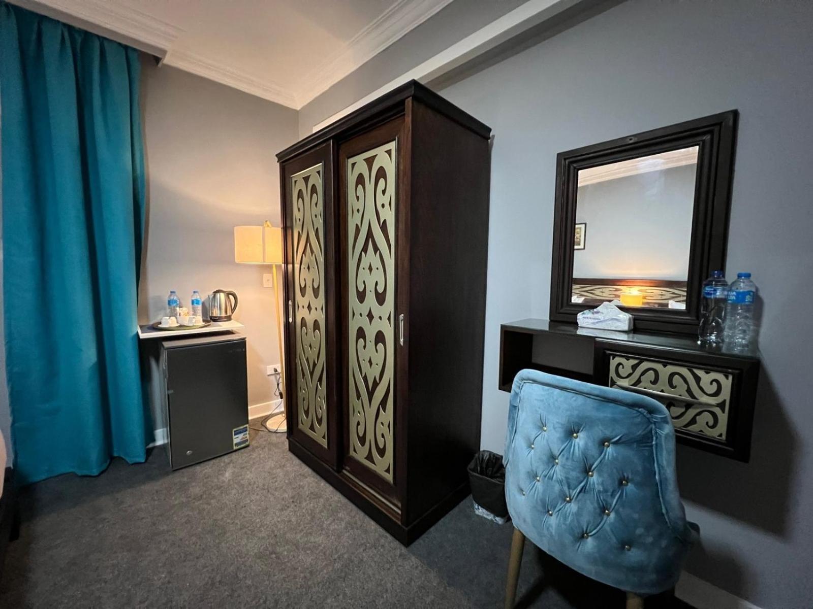 Pyramids Gate Hotel Kafrat al Jabal Экстерьер фото